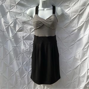 bebe - Twist Top with Keyhole Back - Size XS